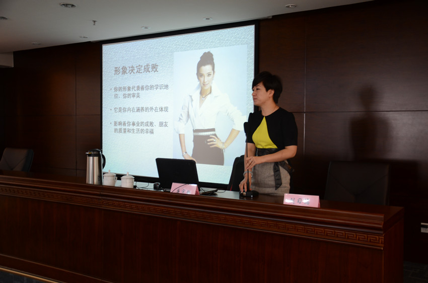 �ǿ��ۺ������������