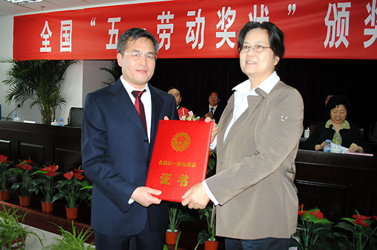 �ǿ��ۺ������������