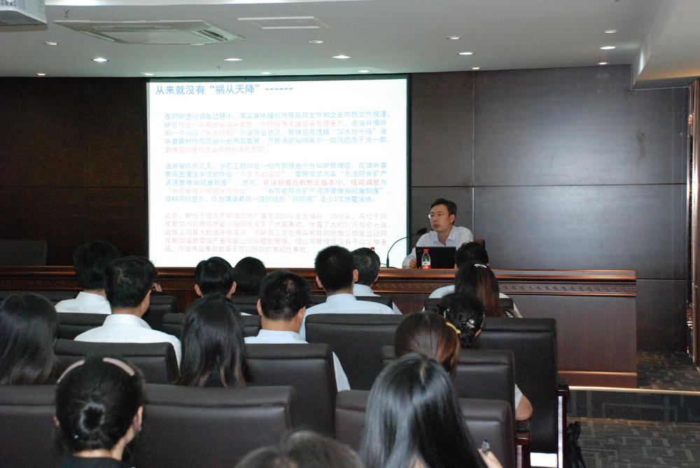 �ǿ��ۺ������������